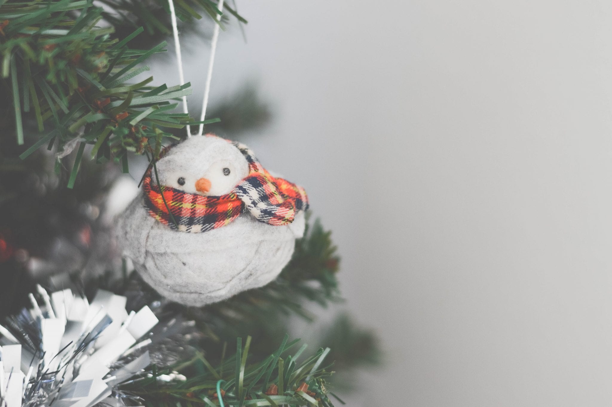 Easy DIY Christmas Décor for Your Office - Bluewater Properties